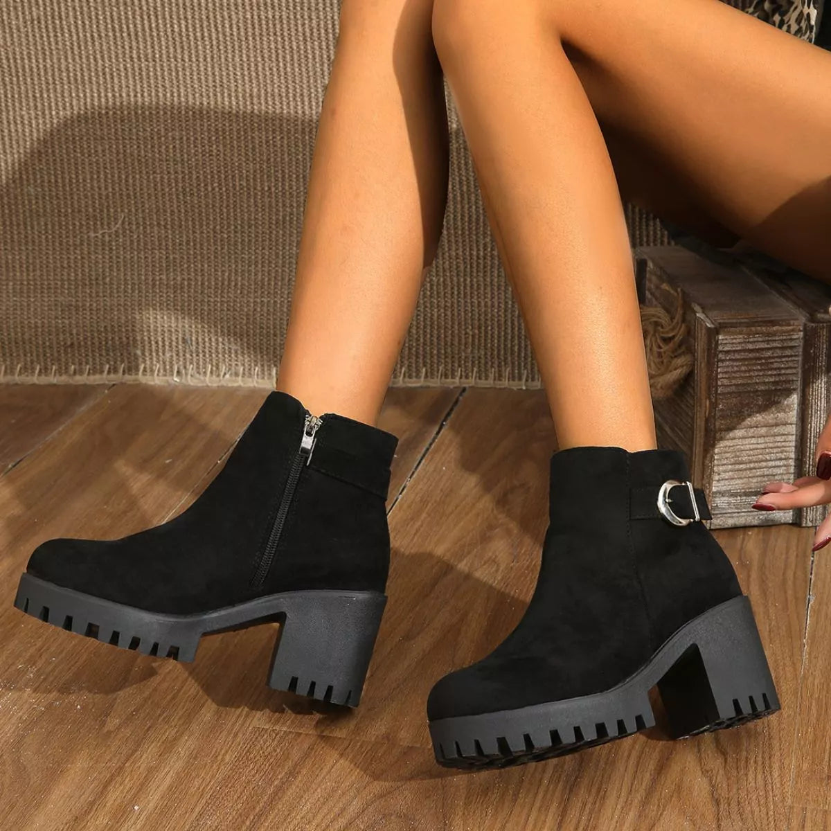 Round Toe Block Heels Boots — view 4