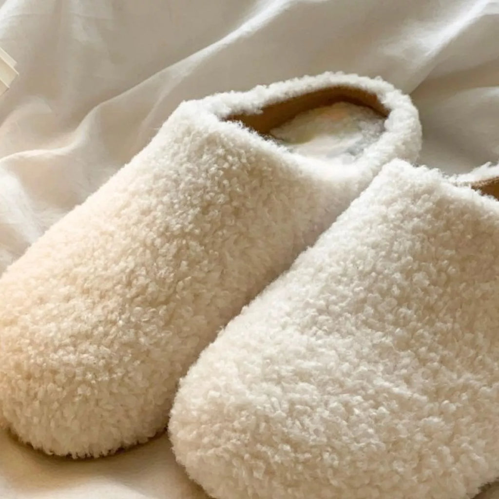 Round Toe Fuzzy Indoor Slippers — view 12