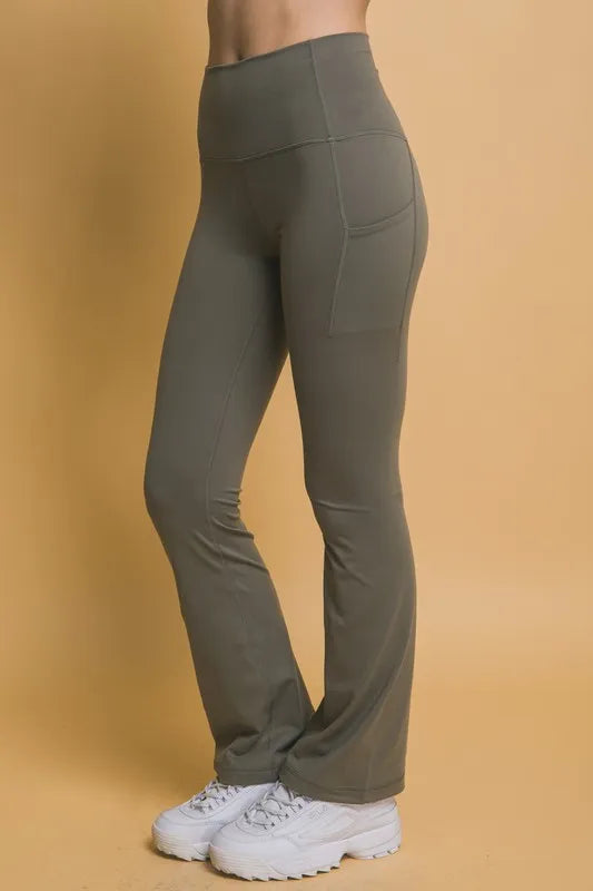 Flare Pocket Leggings — view 3