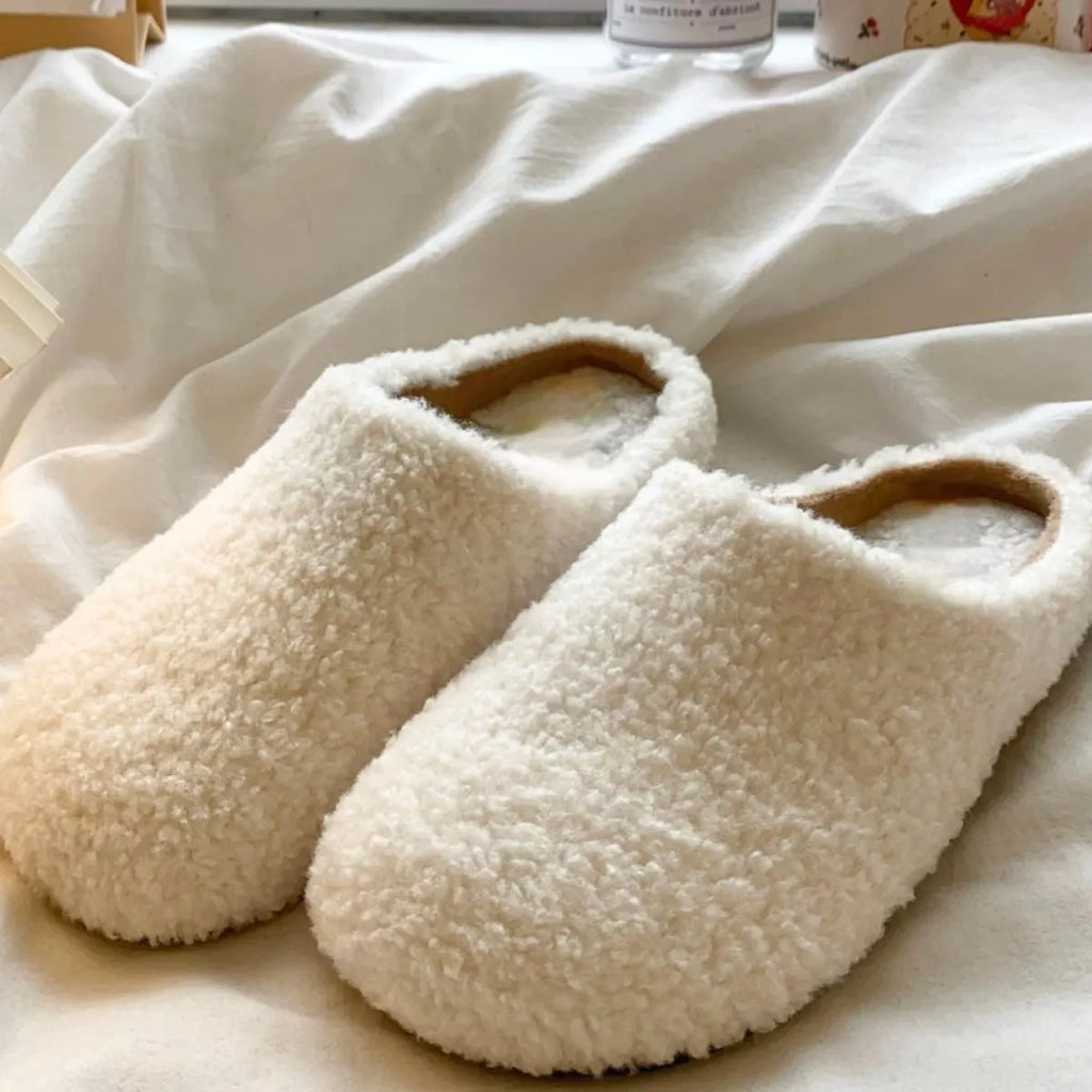 Round Toe Fuzzy Indoor Slippers — view 11