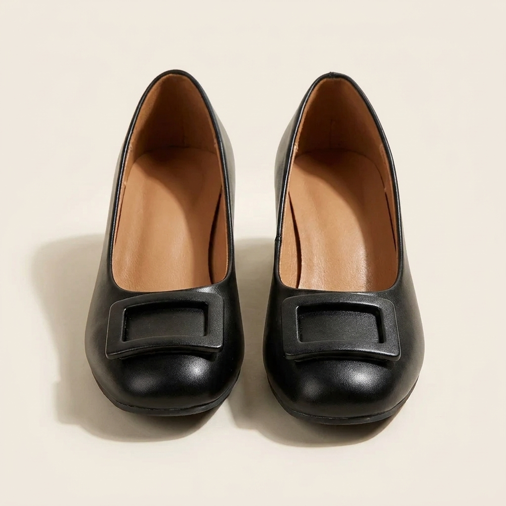 CleanGirlStore Buckle Block Heel Pumps - Black - Front