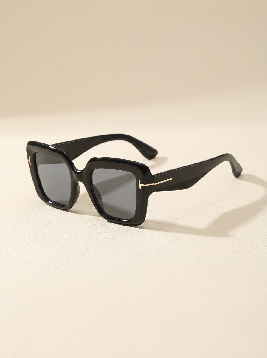 CleanGirlStore Square Sunglasses - Black